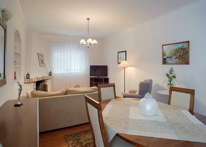 Da Estacao Apartment *